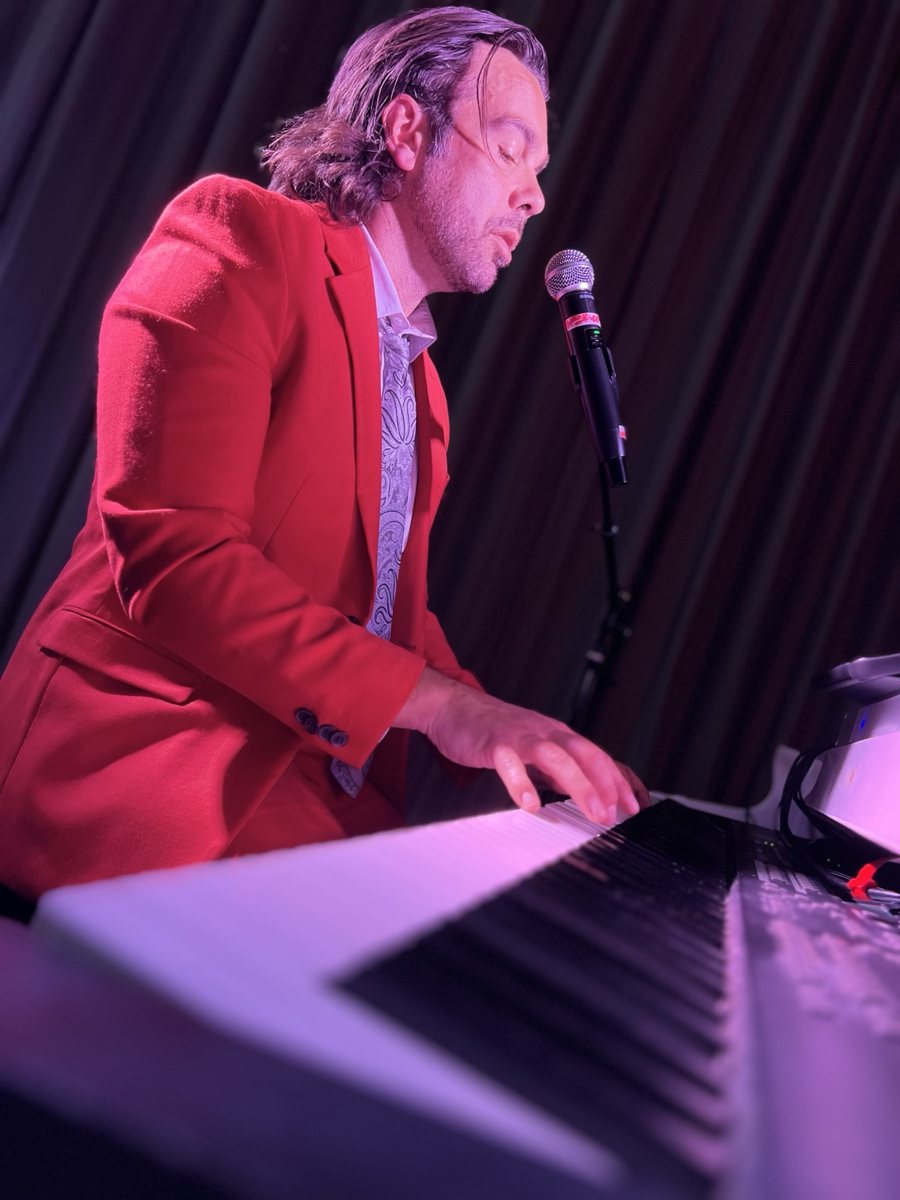 Paul Seiz live piano entertainment